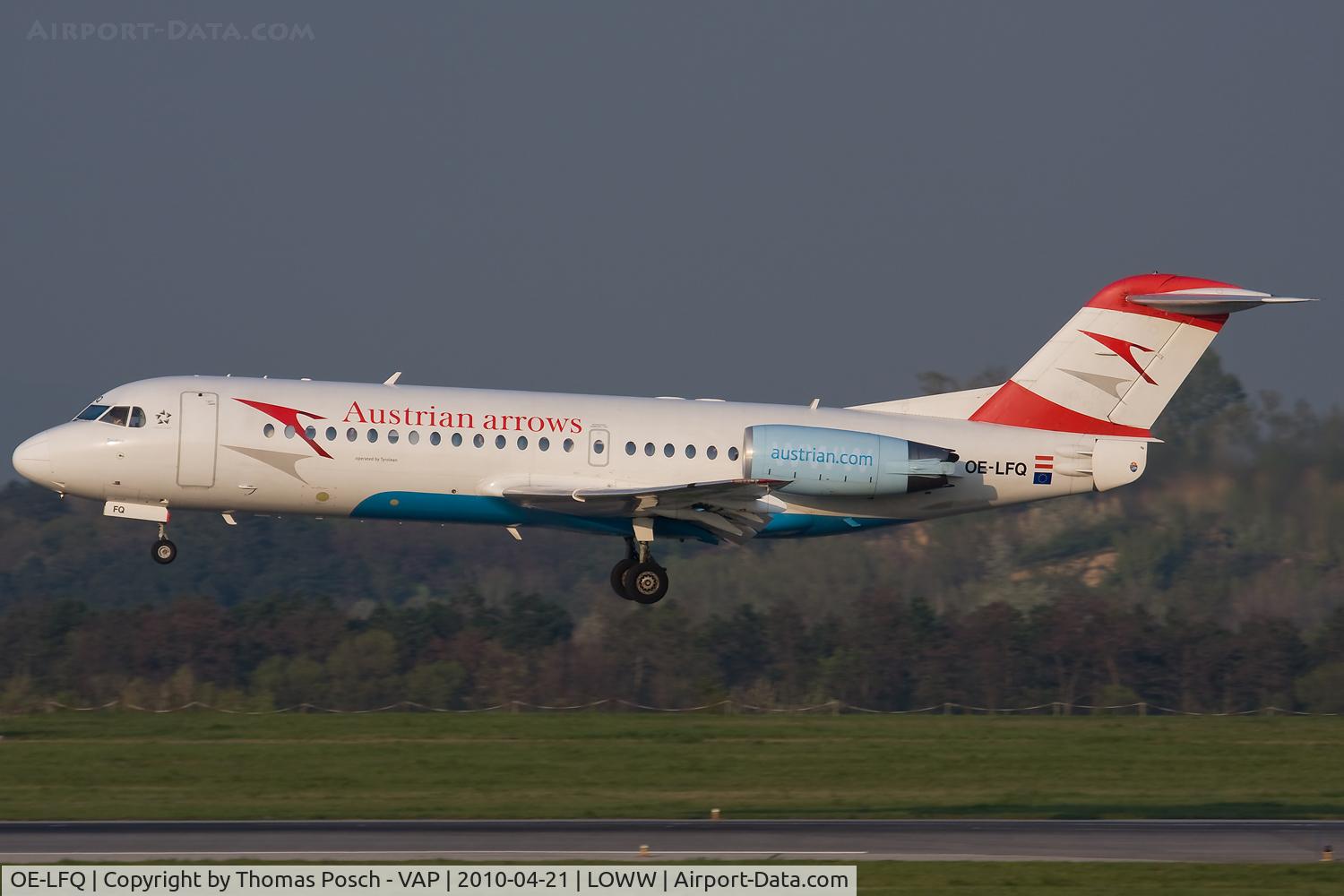 OE-LFQ, 1996 Fokker 70 (F-28-0070) C/N 11568, Austrian Arrows