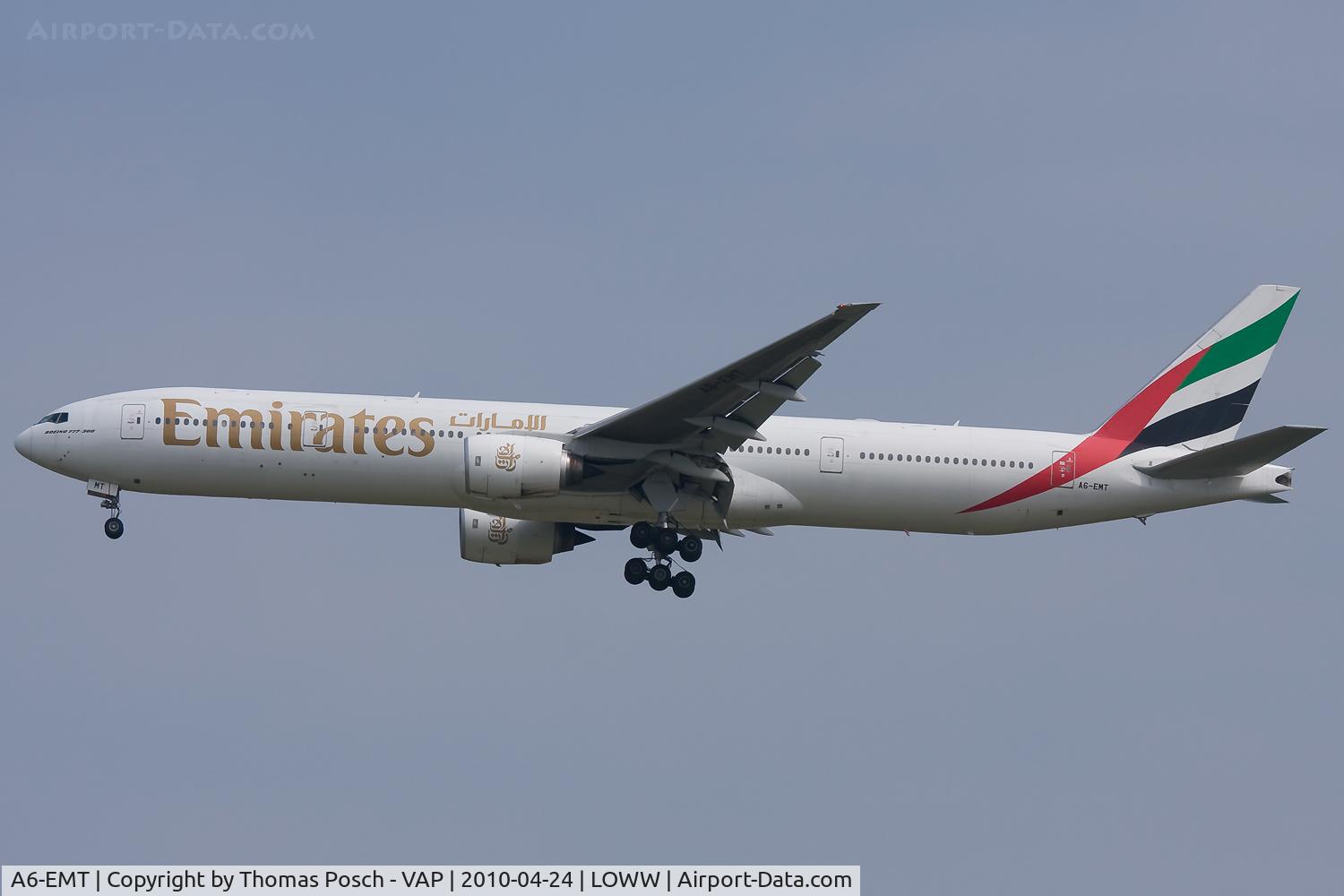A6-EMT, 2002 Boeing 777-31H C/N 32699, Emirates