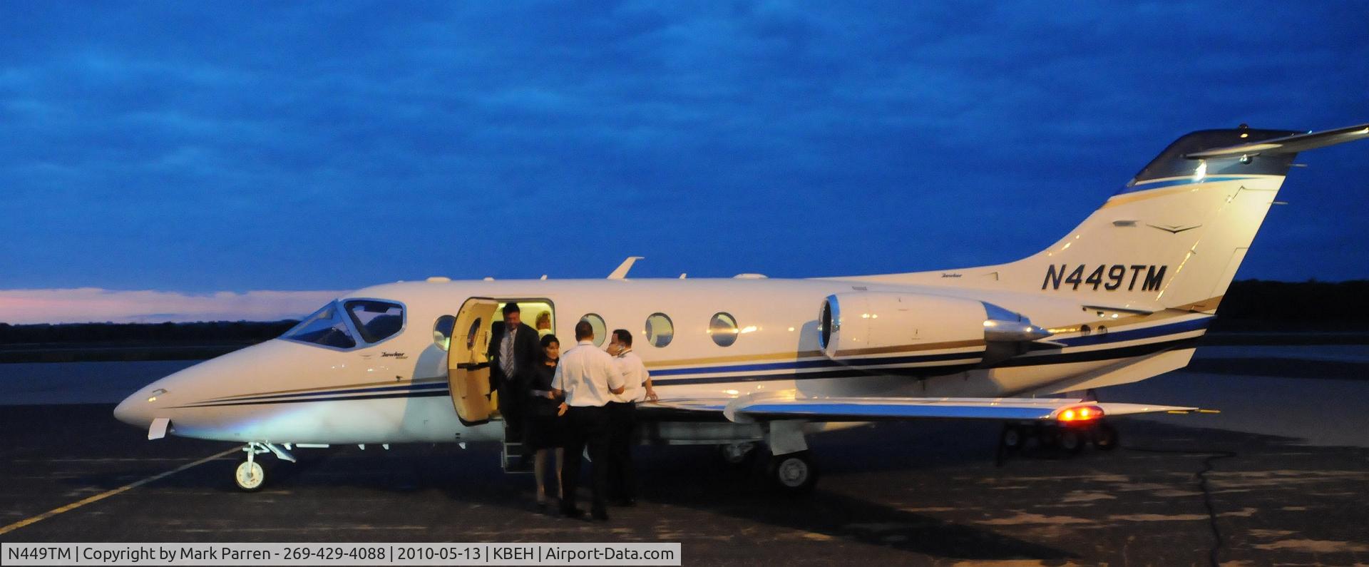 N449TM, 2008 Hawker Beechcraft 400A Beechjet C/N RK-573, Sarah Palin leaving Benton Harbor, MI