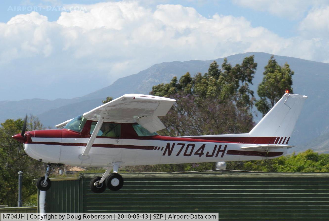 N704JH, 1976 Cessna 150M C/N 15078644, 1976 Cessna 150M Continental O-200 100 Hp, on final Rwy 22