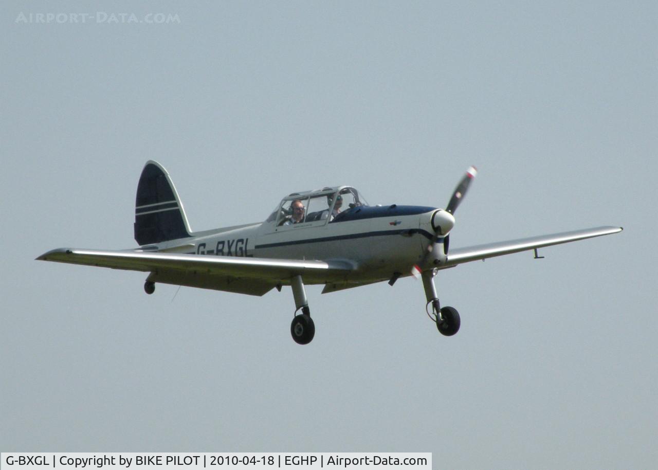 G-BXGL, 1953 De Havilland DHC-1 Chipmunk T.10 C/N C1/0924, FINALS RWY 26