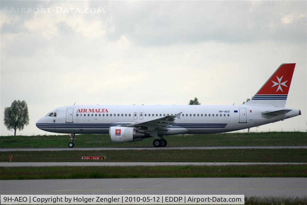 9H-AEO, 2006 Airbus A320-214 C/N 2768, Full throttle on runway 26R for a take off to Malta