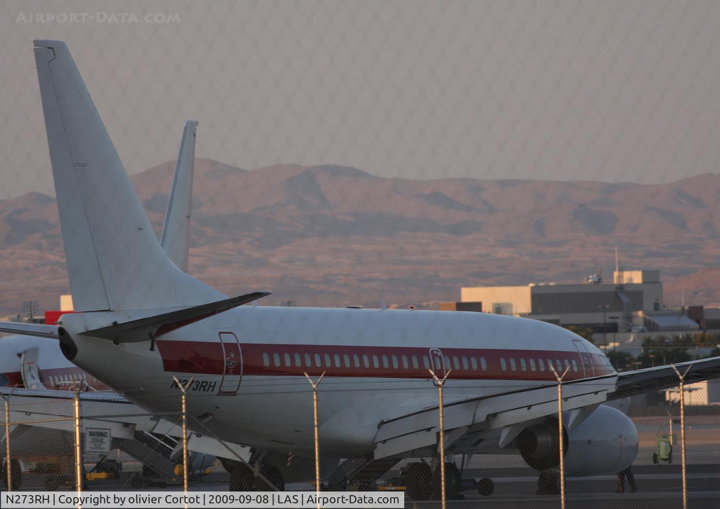 N273RH, 2003 Boeing 737-66N C/N 29890, Sorry for the poor quality !