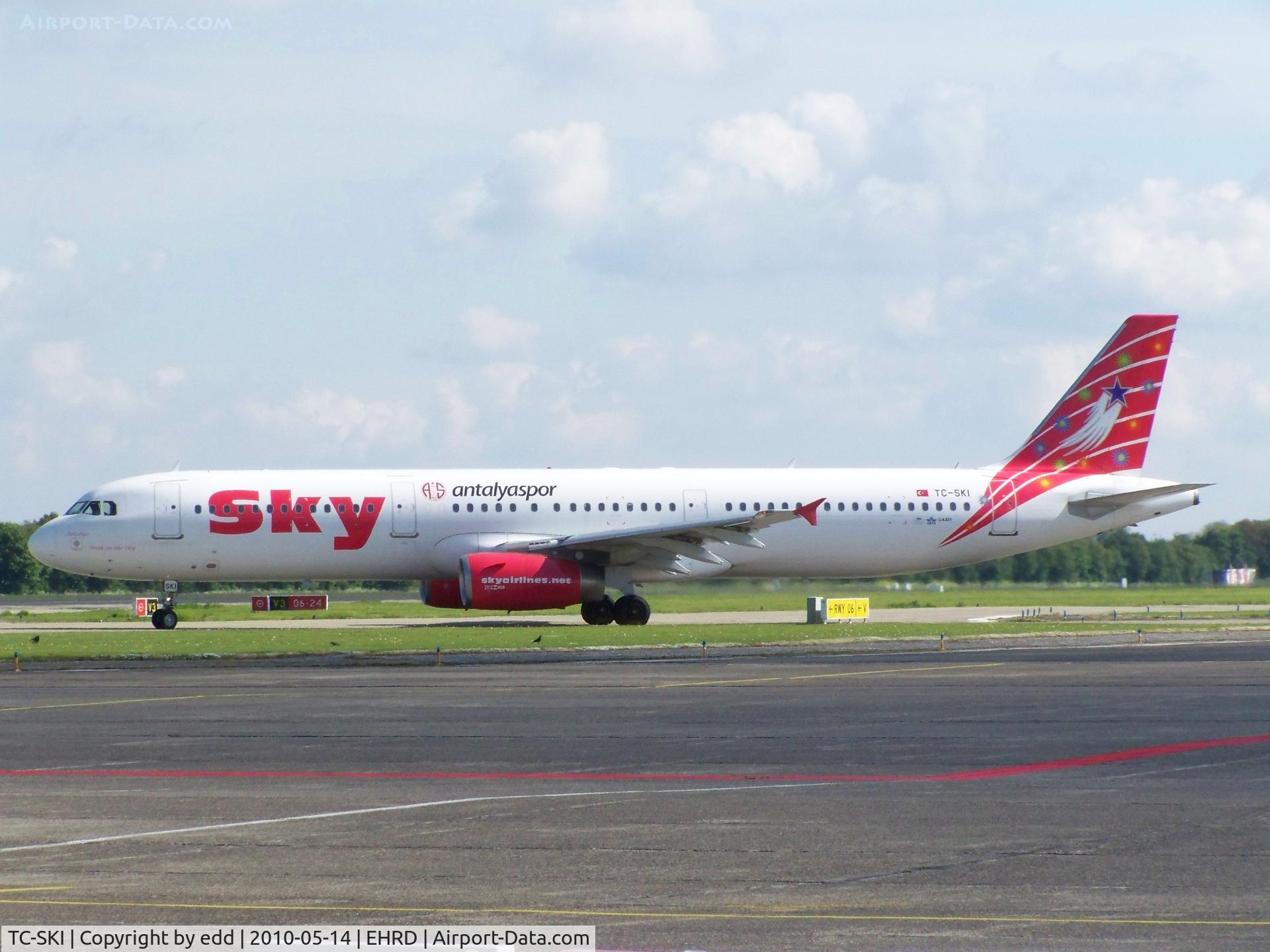 TC-SKI, 1998 Airbus A321-231 C/N 0811, new a-321 sky