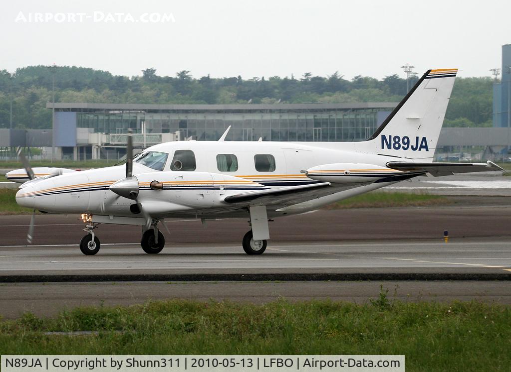 N89JA, 1979 Piper PA-31T Cheyenne II C/N 31T-7920030, Taxiing to the General Aviation area...