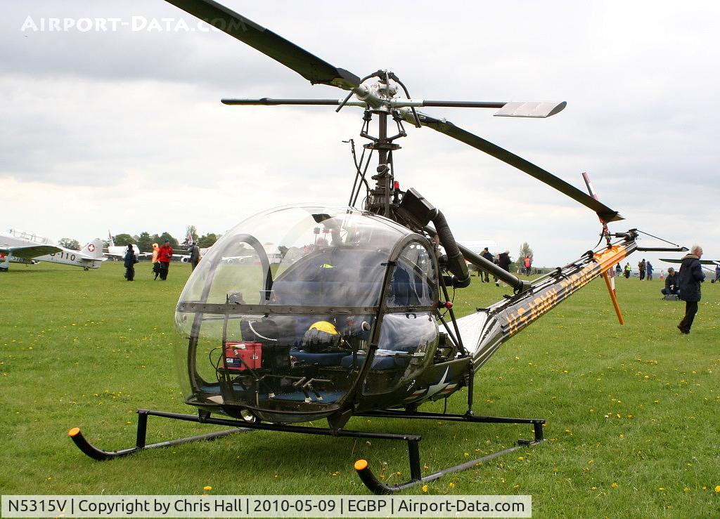 N5315V, 1956 Hiller UH-12C C/N 757, at the Great Vintage Flying Weekend