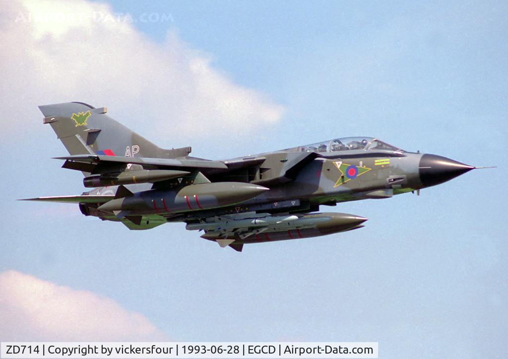 ZD714, 1984 Panavia Tornado GR.1 C/N 336/BS115/3155, Royal Air Force. Operated by 9 Squadron, coded 'AD'.