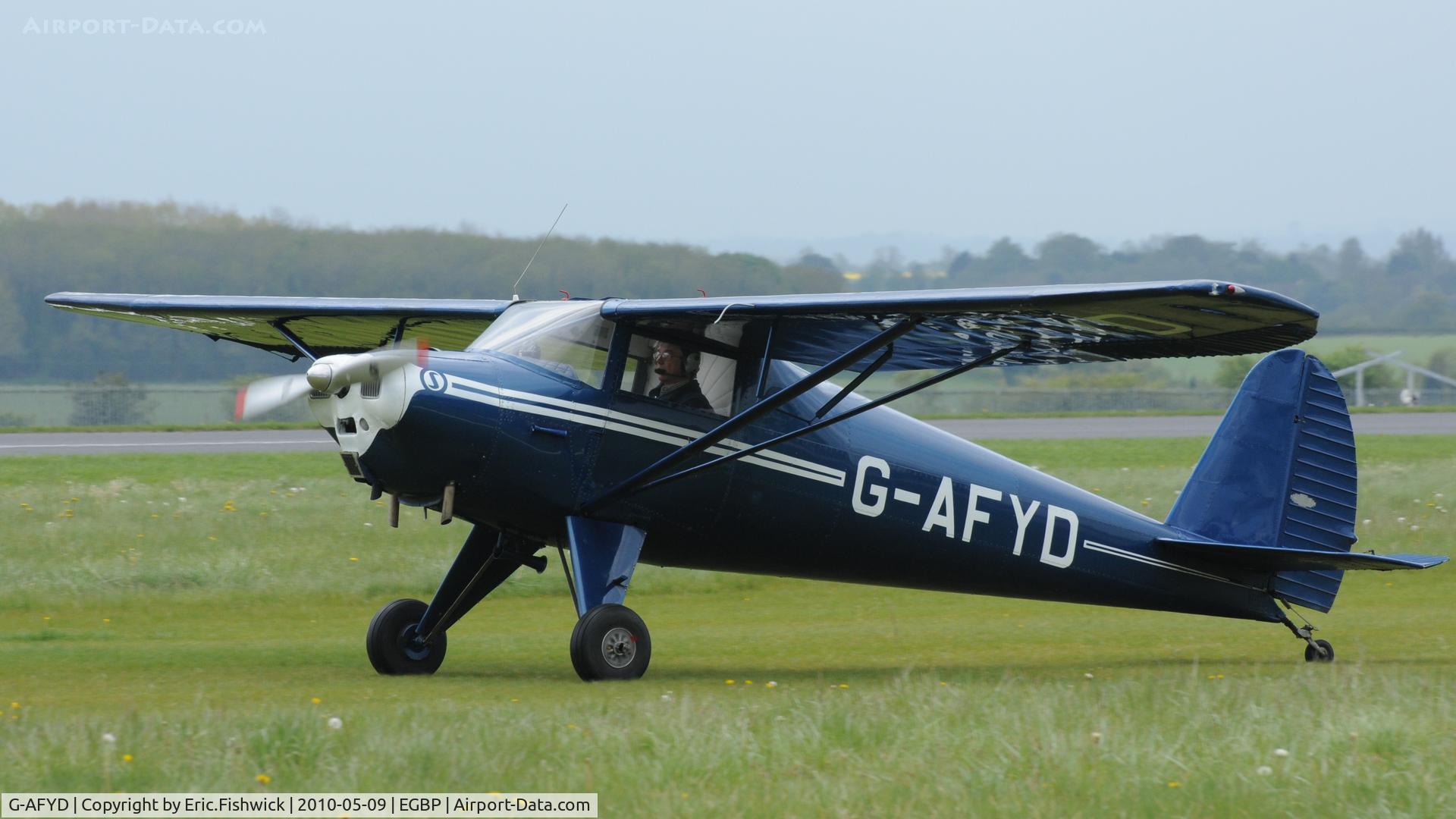 G-AFYD, 1939 Luscombe 8E Silvaire Silvaire C/N 1044, 3. G-AFYD at Kemble Airport (Great Vintage Flying Weekend)