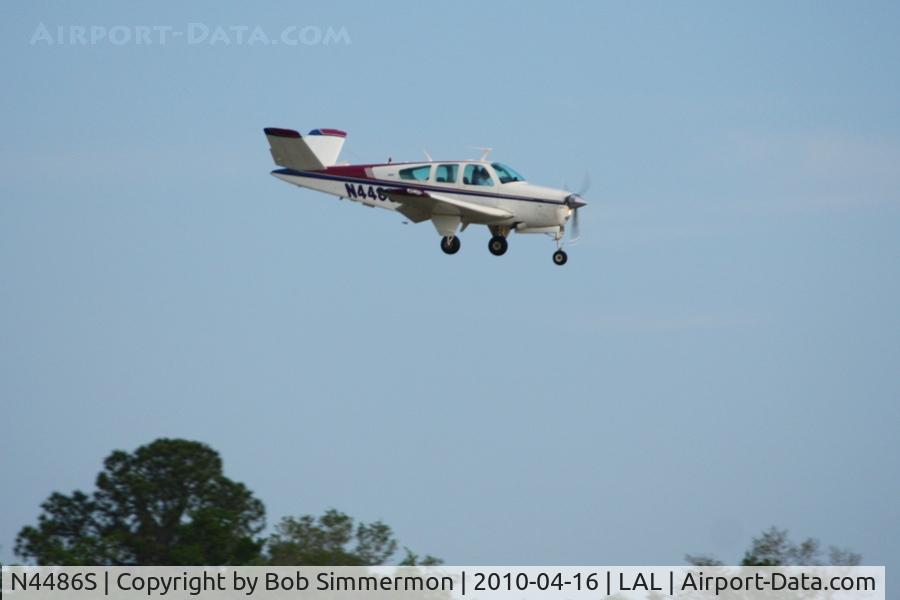 N4486S, 1975 Beech V35B Bonanza C/N D-9788, Arriving at Lakeland, FL during Sun N Fun 2010.