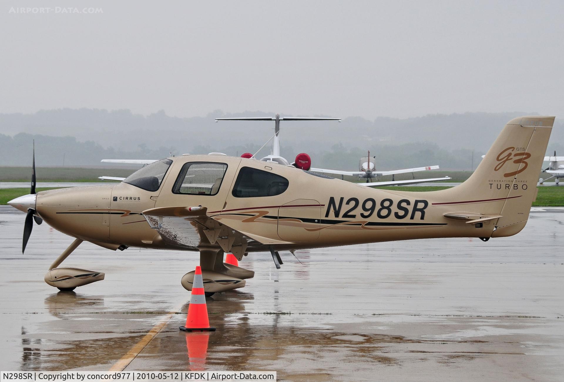 N298SR, 2007 Cirrus SR-22 G3-GTS Turbo C/N 2506, Seen at KFDK on 5/12/2010.