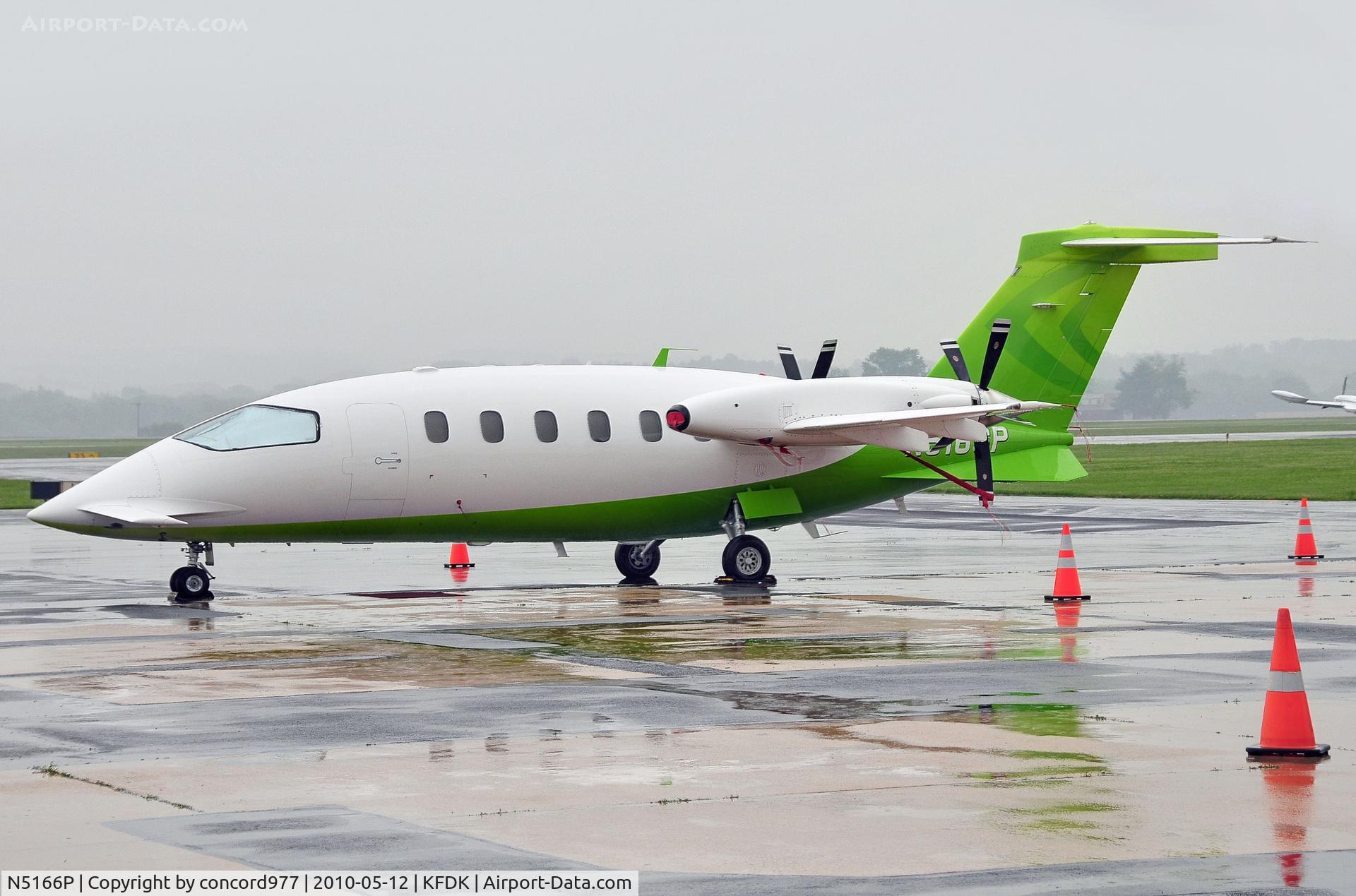 N5166P, 2007 Piaggio P-180 C/N 1129, Seen at KFDK on 5/12/2010.