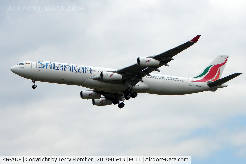 4R-ADE, 2000 Airbus A340-313 C/N 367, Sri Lankan Airlines A340 at Heathrow