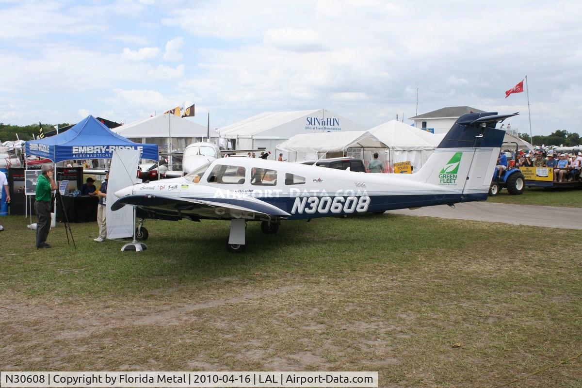 N30608, 2004 Piper PA-44-180 Seminole C/N 4496180, PA-44-180