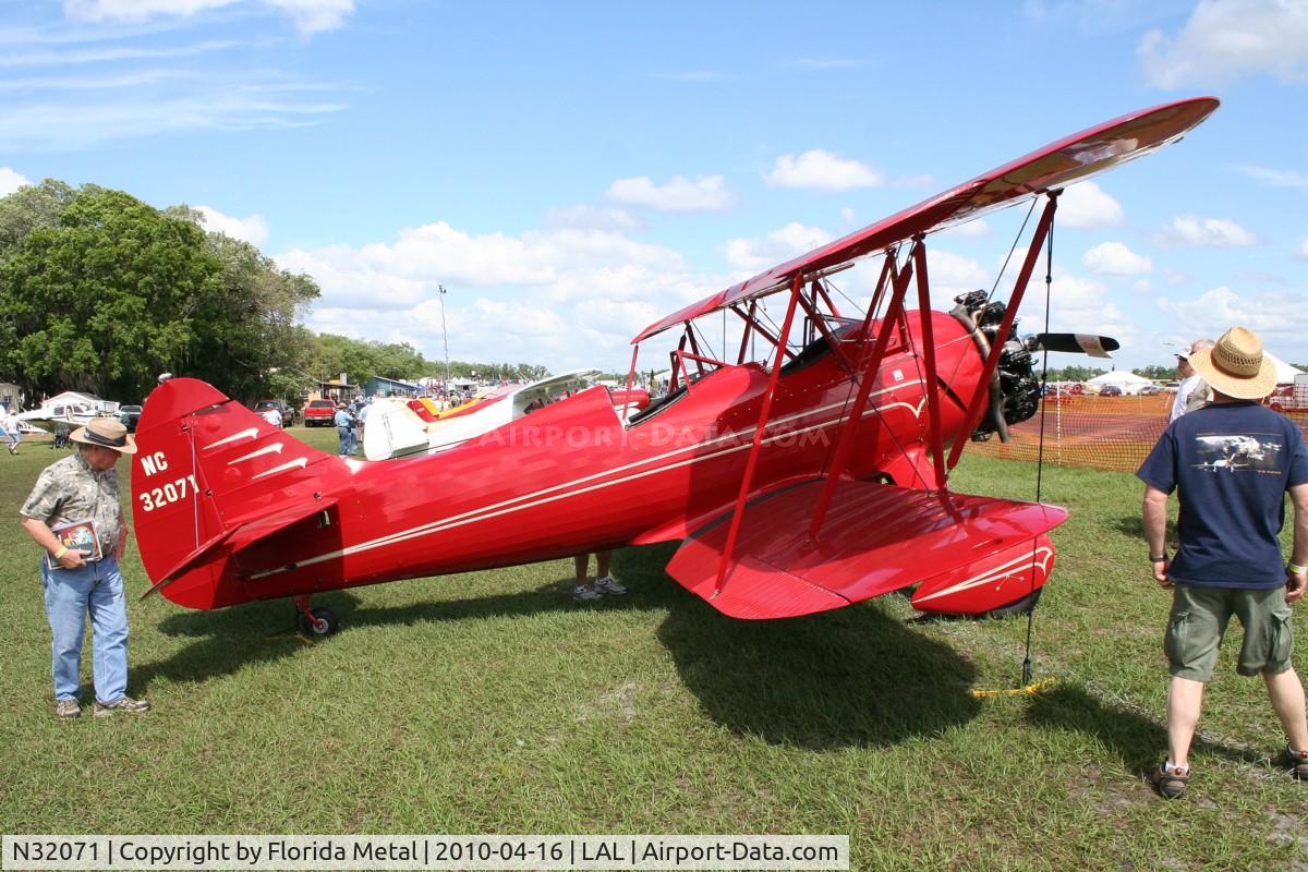 N32071, 1941 Waco UPF-7 C/N 5703, Waco UPF-7