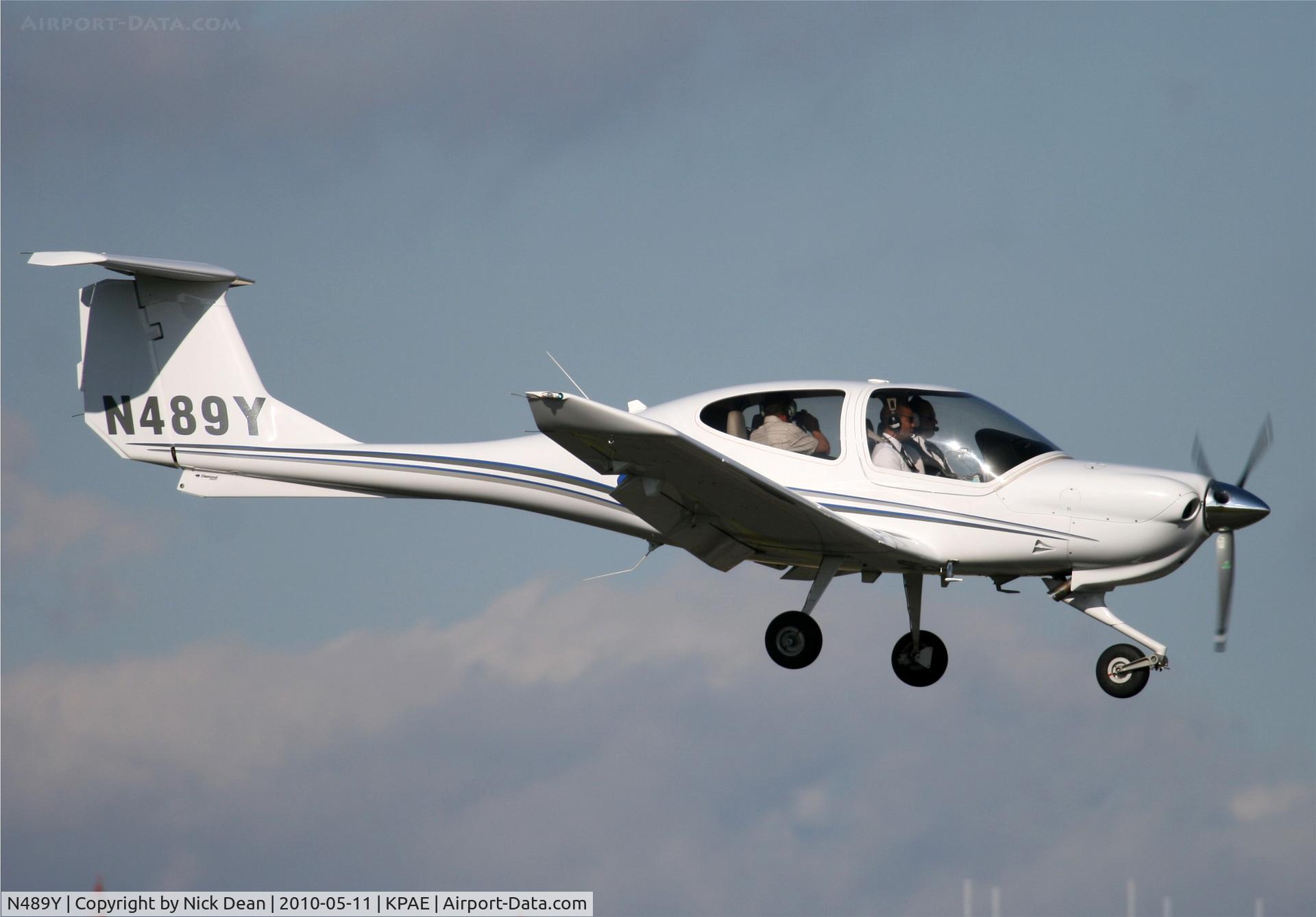 N489Y, 2007 Diamond DA-40 Diamond Star C/N 40.894, KPAE