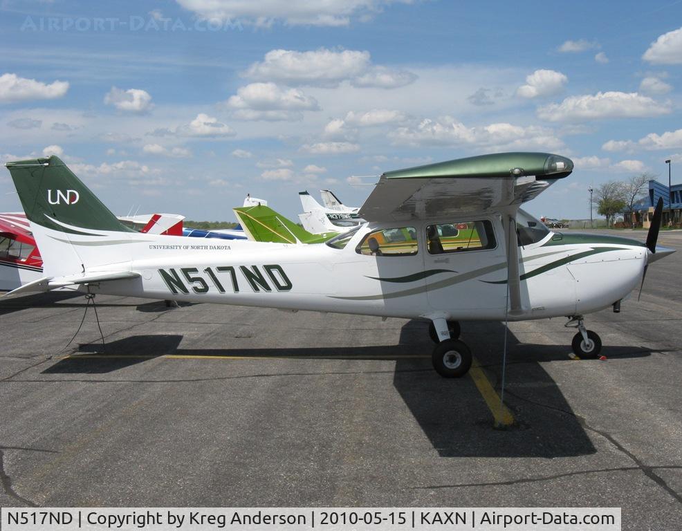 N517ND, Cessna 172S C/N 172S10787, Cessna 172S Skyhawk from the University of North Dakota.
