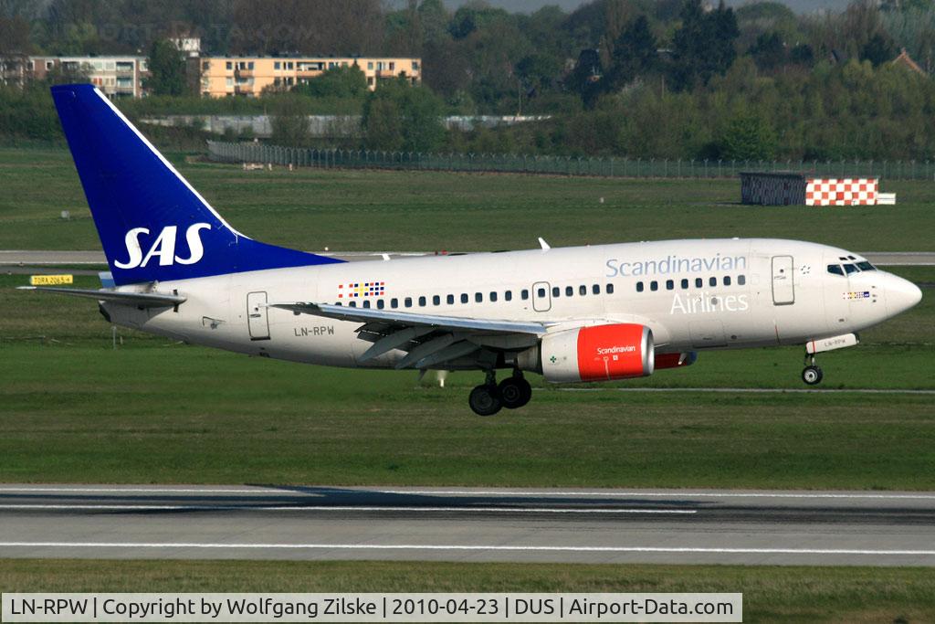 LN-RPW, 1999 Boeing 737-683 C/N 28289, visitor