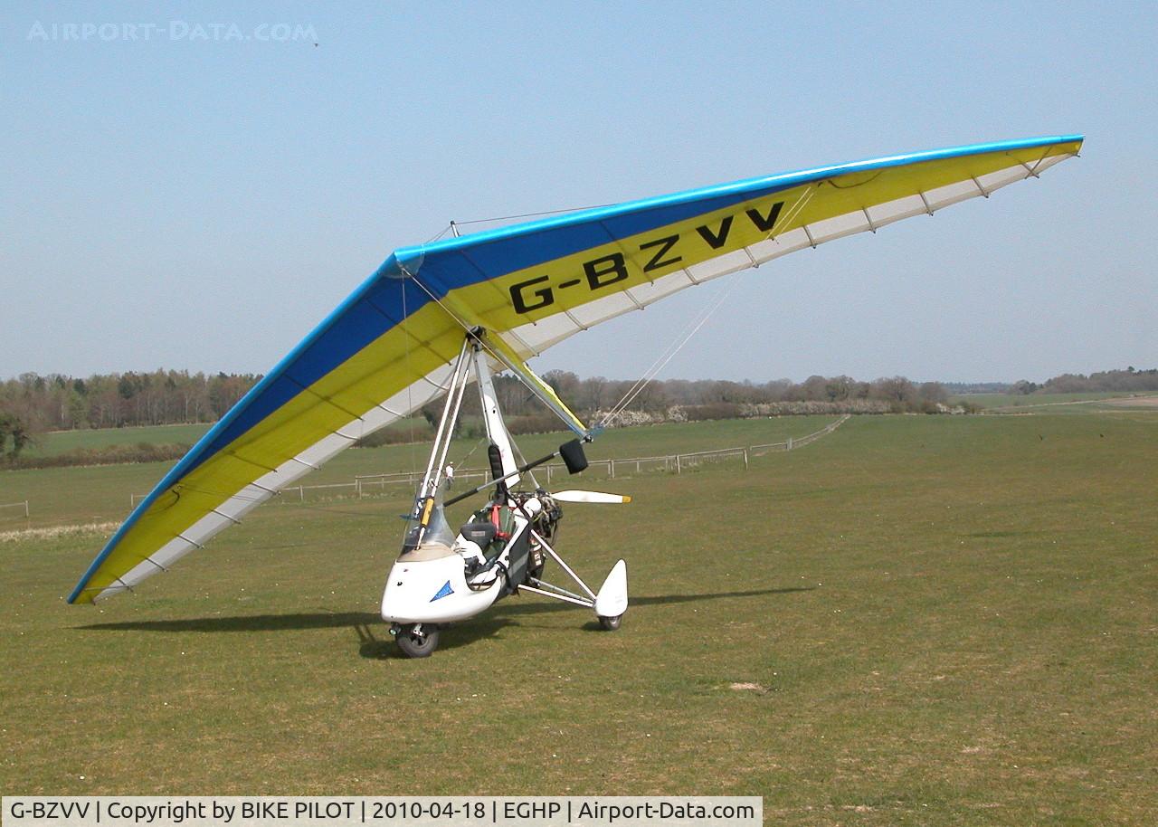 G-BZVV, 2001 Pegasus Quantum 15-912 C/N 7793, GREAT SPRING DAY AT POPHAM
