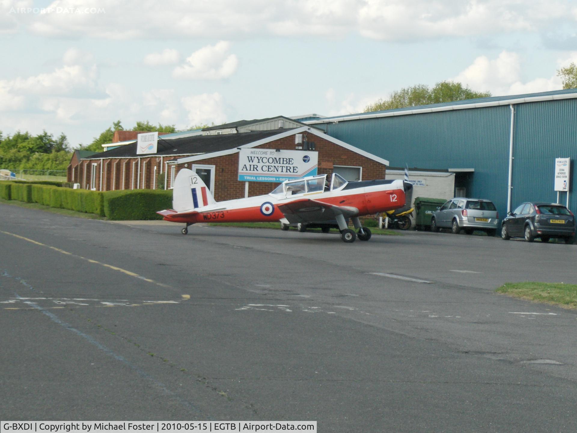 G-BXDI, 1952 De Havilland DHC-1 Chipmunk 22 C/N C1/0312, At Booker, High Wycombe