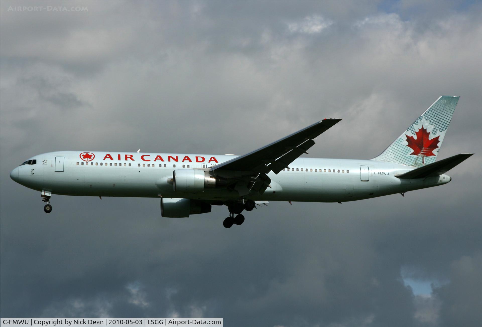 C-FMWU, 1995 Boeing 767-333 C/N 25585, LSGG