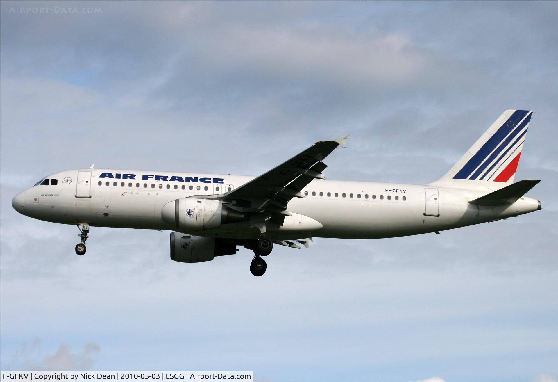 F-GFKV, 1991 Airbus A320-211 C/N 0227, LSGG