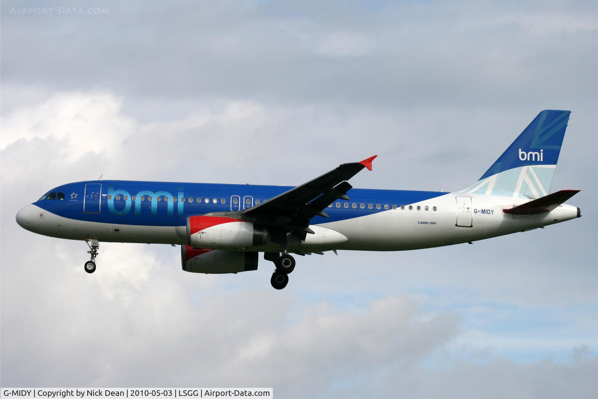G-MIDY, 1999 Airbus A320-232 C/N 1014, LSGG