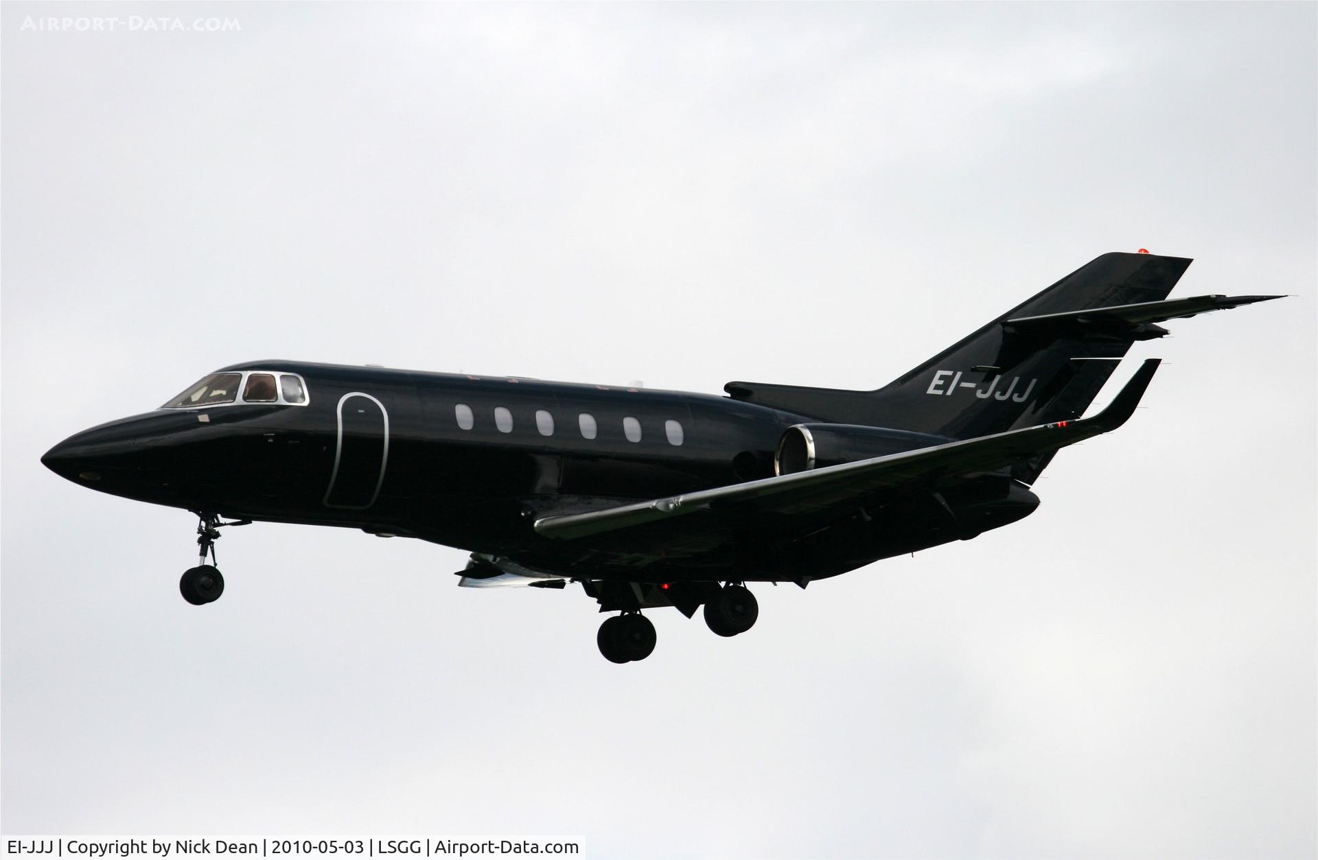 EI-JJJ, 2008 Raytheon Hawker 900XP C/N HA-0085, LSGG