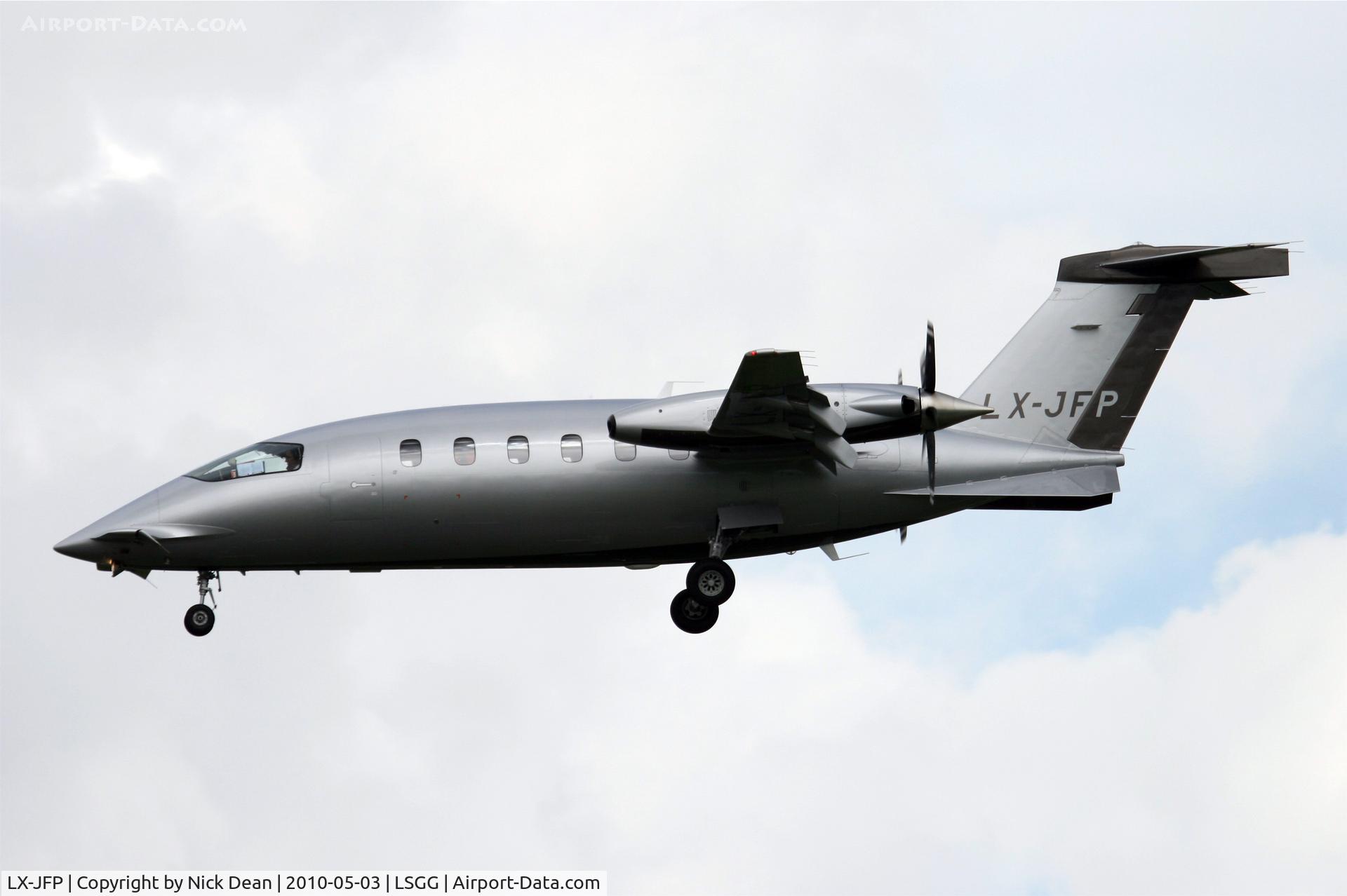 LX-JFP, 2009 Piaggio P-180 Avanti II C/N 1176, LSGG
