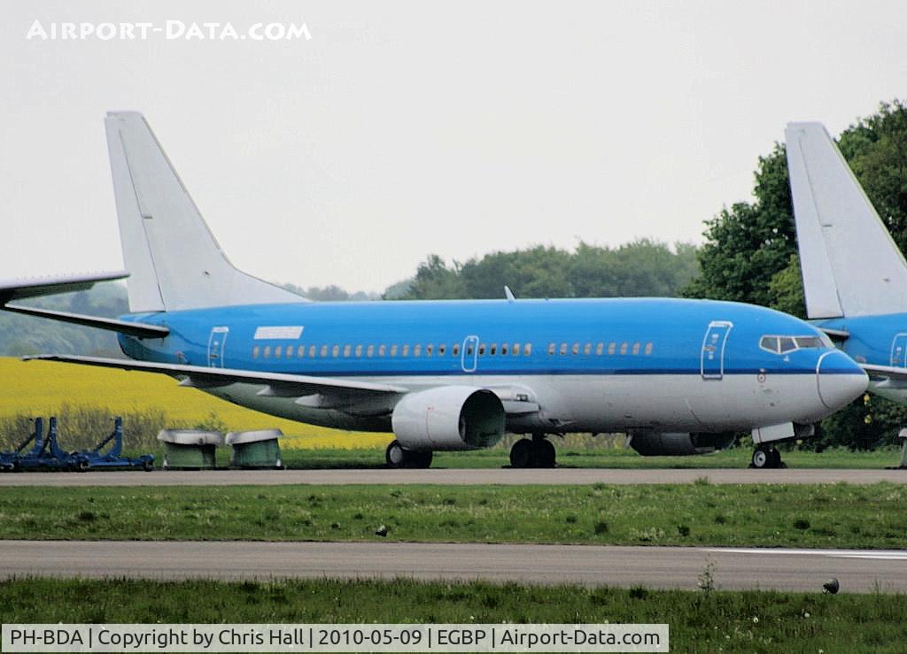 PH-BDA, 1986 Boeing 737-306 C/N 23537, in the scrapping area at Kemble