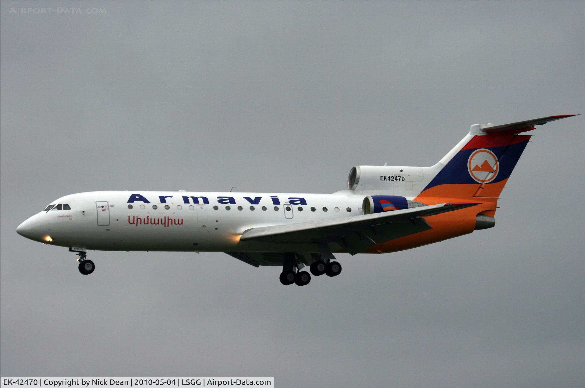 EK-42470, 1992 Yakovlev Yak-42D C/N 4520424116677, LSGG