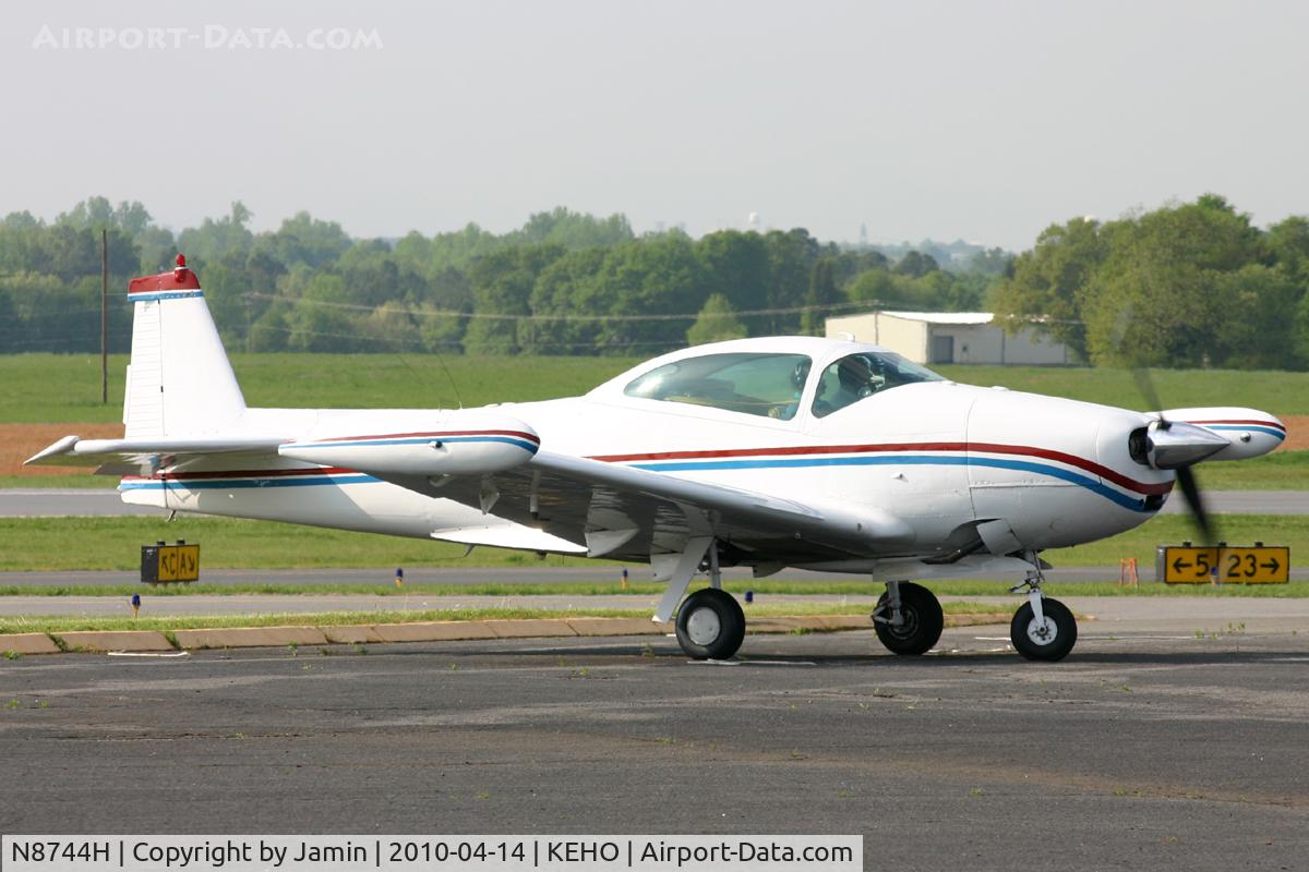 N8744H, 1947 North American Navion (NA-145) C/N NAV-4-744, Still looking good after all these years.
