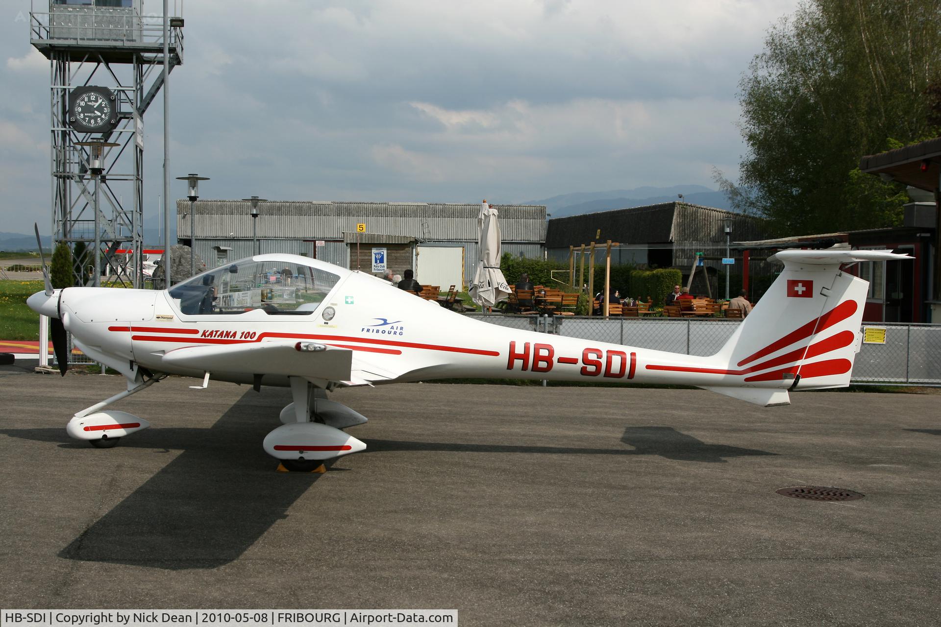 HB-SDI, 1994 Diamond DV-20 Katana C/N 20035, Fribourg Airport