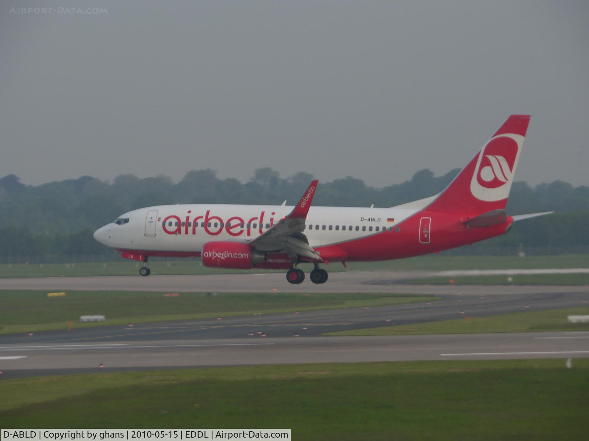 D-ABLD, 2008 Boeing 737-76J C/N 36117, Landing at 23L