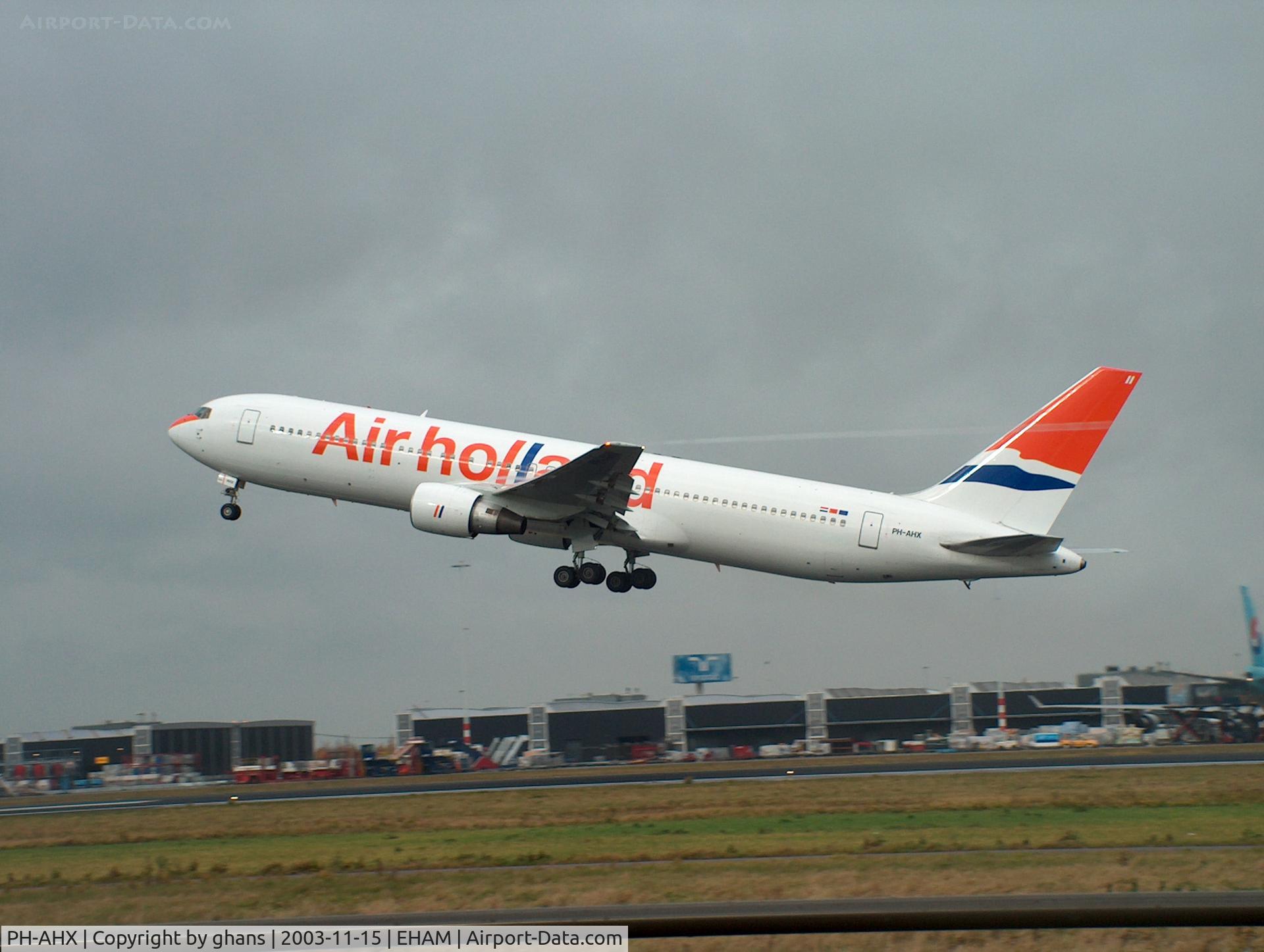 PH-AHX, 1990 Boeing 767-383 C/N 24847, Taxe-off runway 24