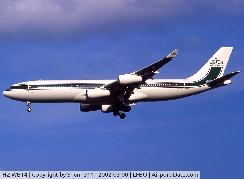 HZ-WBT4, 1996 Airbus A340-213 C/N 151, Landing rwy 32L