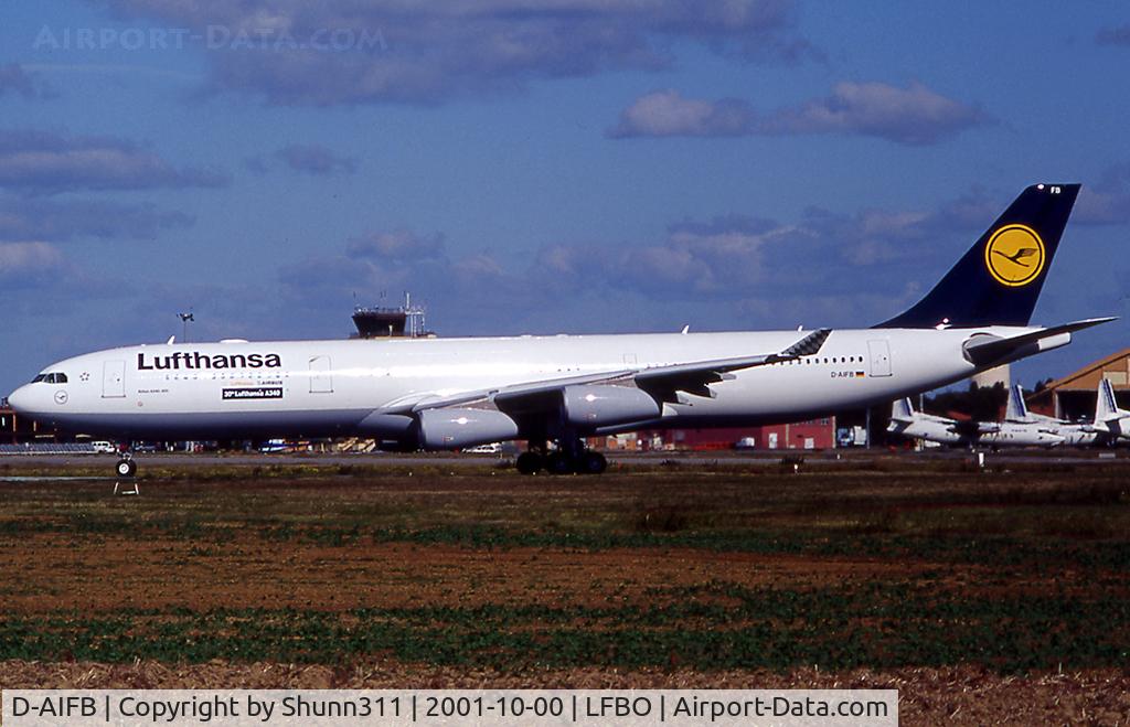 D-AIFB, 2000 Airbus A340-313X C/N 355, Delivery day with additional patch for the 30th A340 for Lufthansa delivered