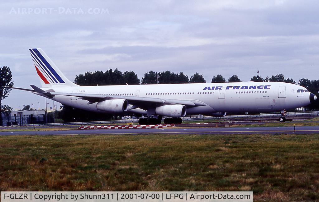 F-GLZR, 1999 Airbus A340-313X C/N 307, Taxiing for departure...