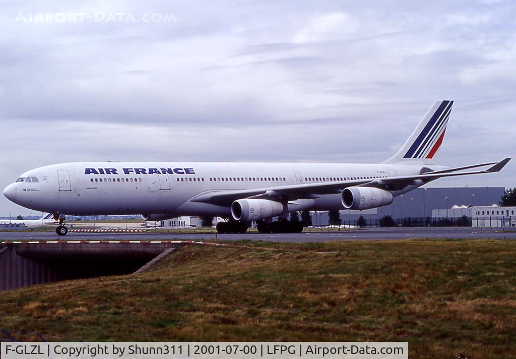 F-GLZL, 1998 Airbus A340-313X C/N 210, Taxiing to the terminal...