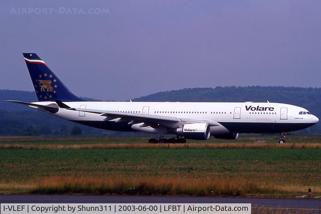 I-VLEF, 2000 Airbus A330-202 C/N 339, Taxiing to the terminal...