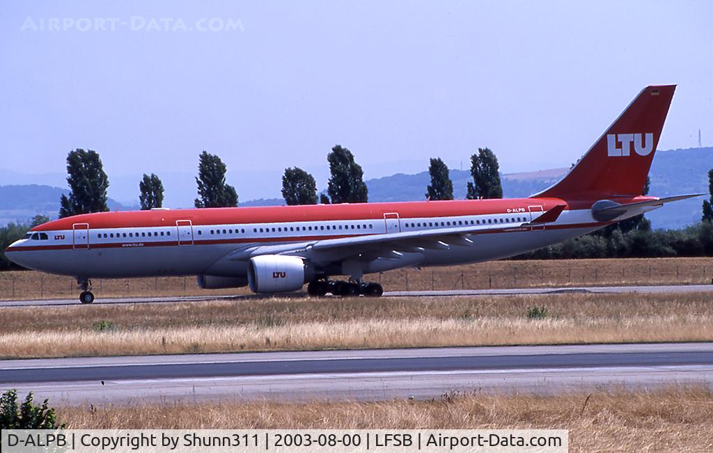 D-ALPB, 2001 Airbus A330-223 C/N 0432, Taxiing for departure...