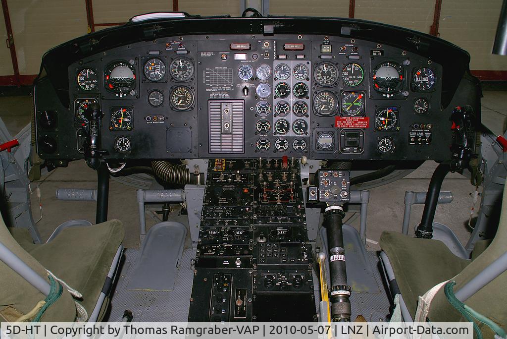 5D-HT, Agusta AB-212 C/N 5616, Austria - Air Force Bell 212