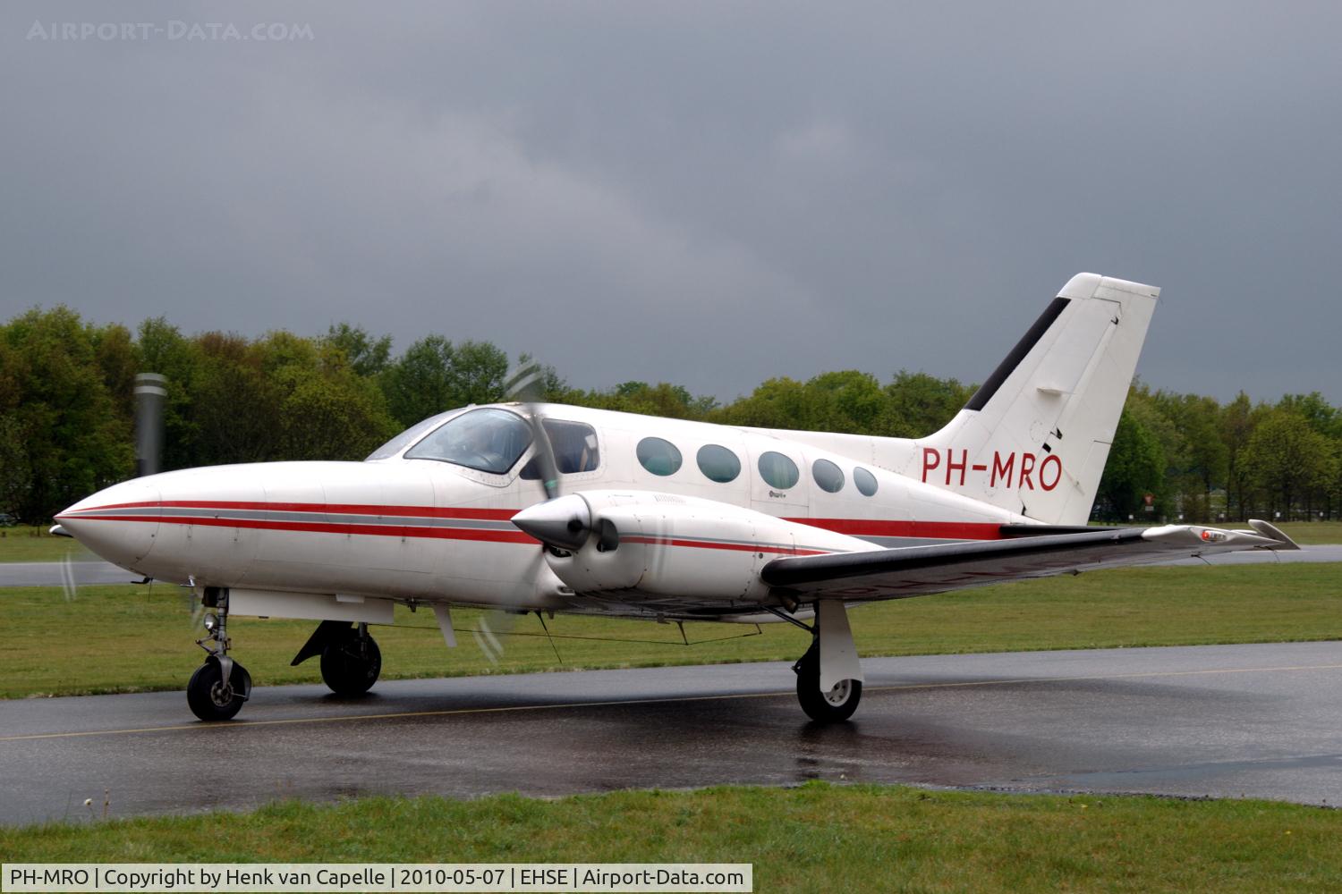 PH-MRO, 1978 Cessna 421C Golden Eagle C/N 421C0478, Cessna 421 Golden Eagle taxying at Seppe airfield, the Netherlands.