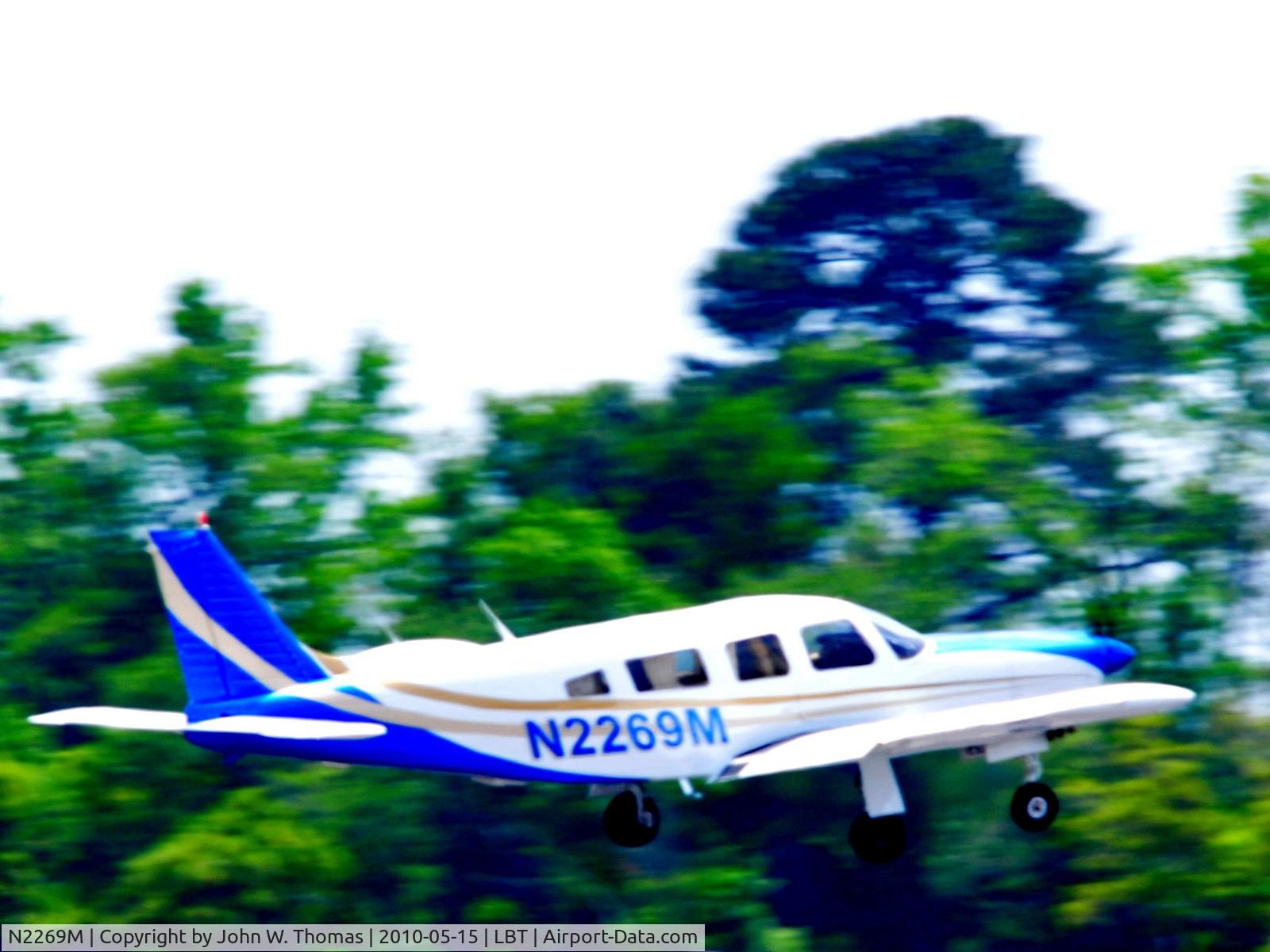N2269M, 1977 Piper PA-32R-300 Cherokee Lance C/N 32R-7880060, Mid-Atlantic Fly-In and Sport Aviation Convention
