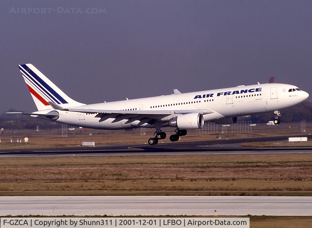 F-GZCA, 2001 Airbus A330-203 C/N 422, Delivery day...