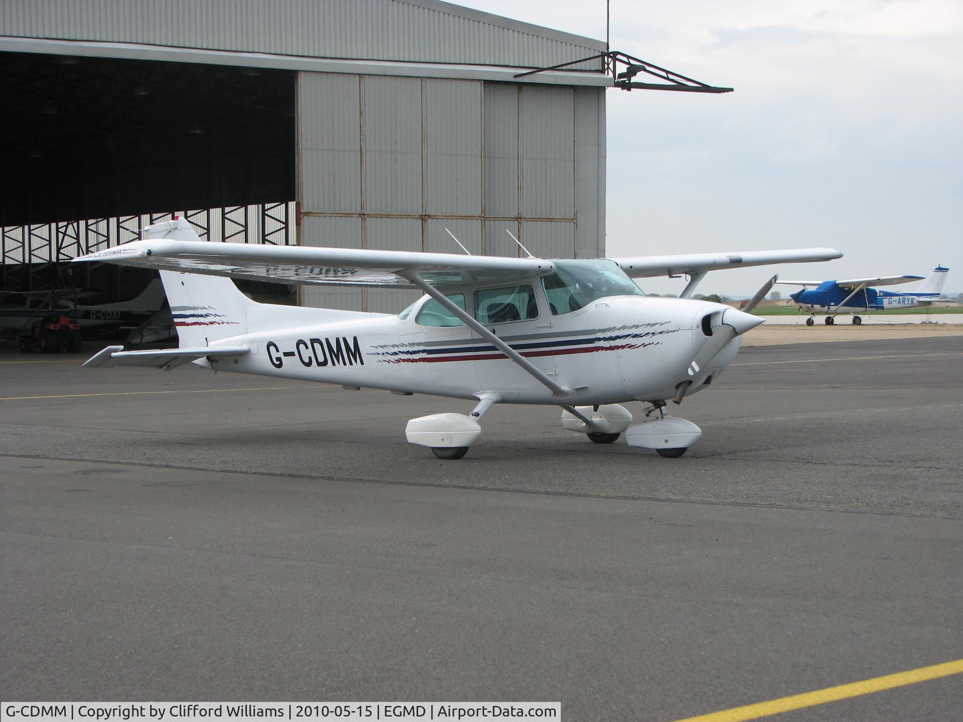 G-CDMM, 1982 Cessna 172P C/N 172-75124, G-CDMM during a short stop at Lydd