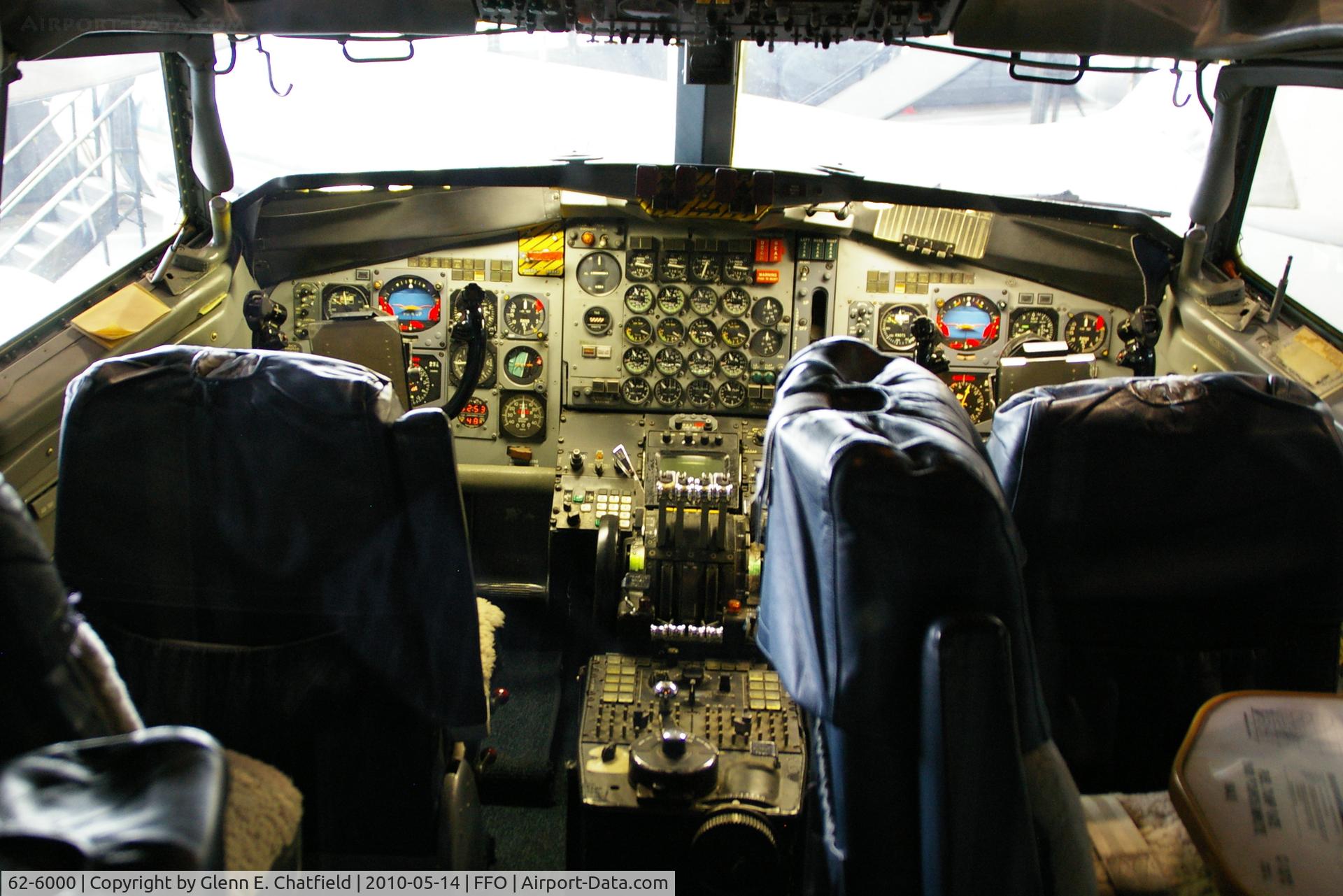 62-6000, 1962 Boeing VC-137C (707-353B) C/N 18461, The business office