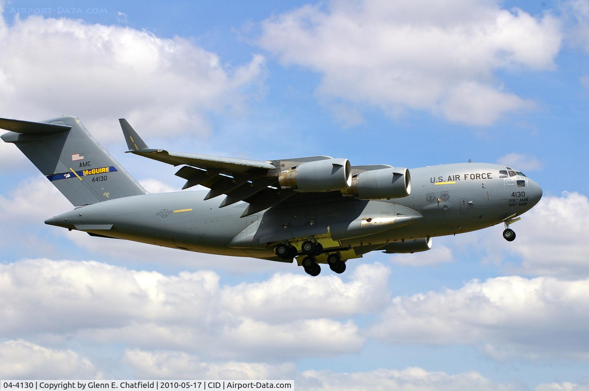 04-4130, 2004 Boeing C-17A Globemaster III C/N P-130, Final approach, runway 9