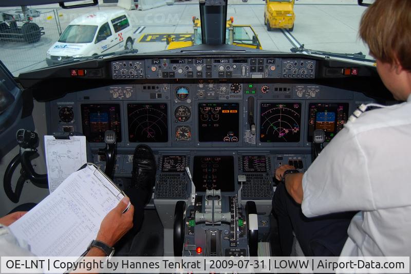 OE-LNT, 2006 Boeing 737-8Z9 C/N 33834, Lauda Air Boeing 737-800 during boarding for the flight to Antalya