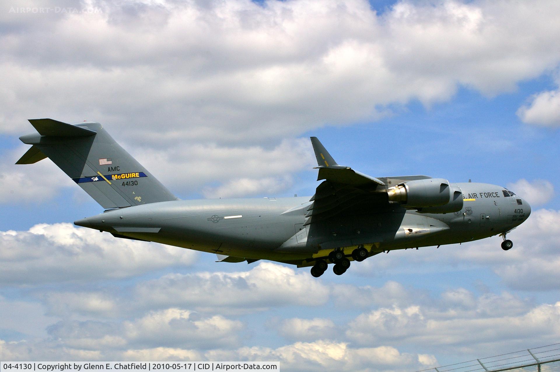 04-4130, 2004 Boeing C-17A Globemaster III C/N P-130, Final approach, runway 9