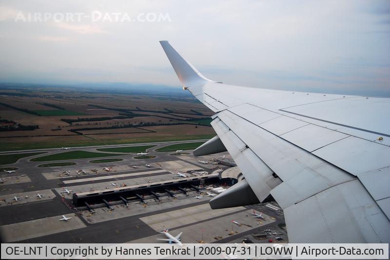OE-LNT, 2006 Boeing 737-8Z9 C/N 33834, Lauda Air Boeing 737-800 after departure to Antalya